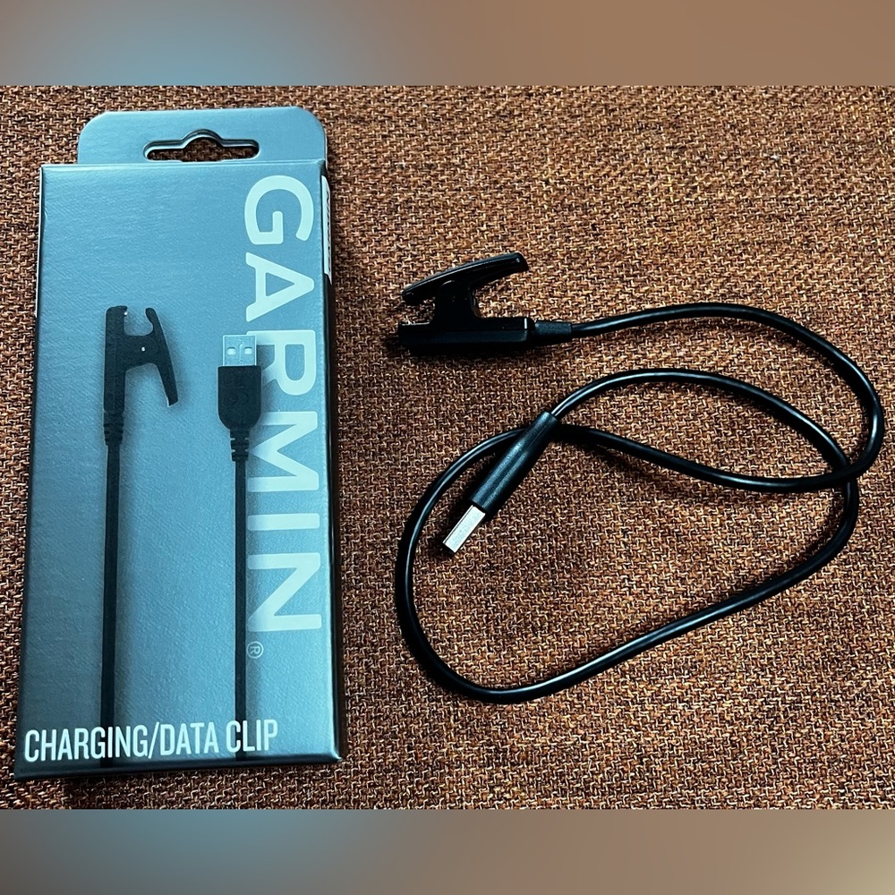 Garmin Black Charging/Data Cable for Fitness Smartwatch New in Box